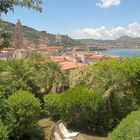 La Bouganville Bed & Breakfast *